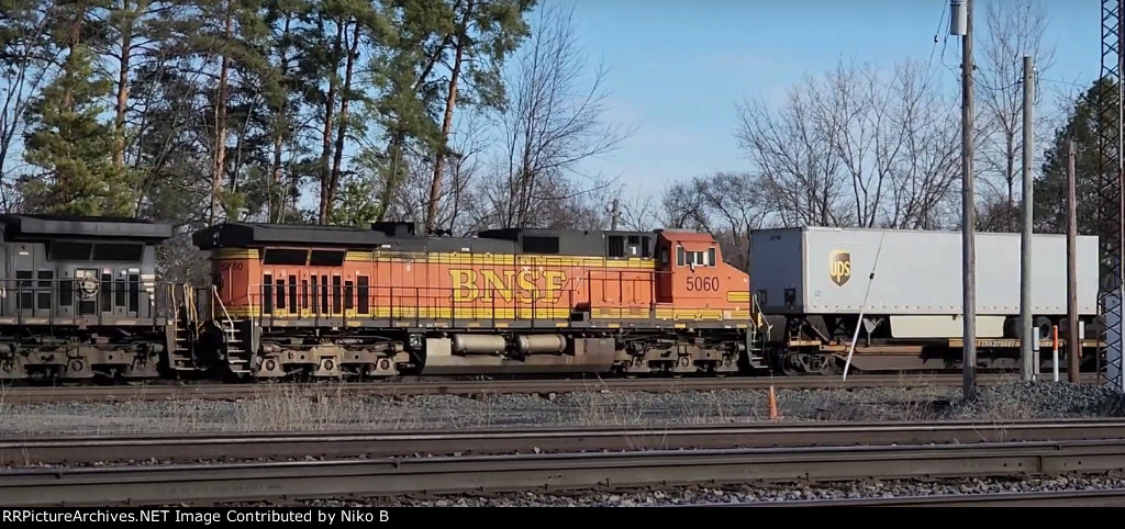 BNSF 5060